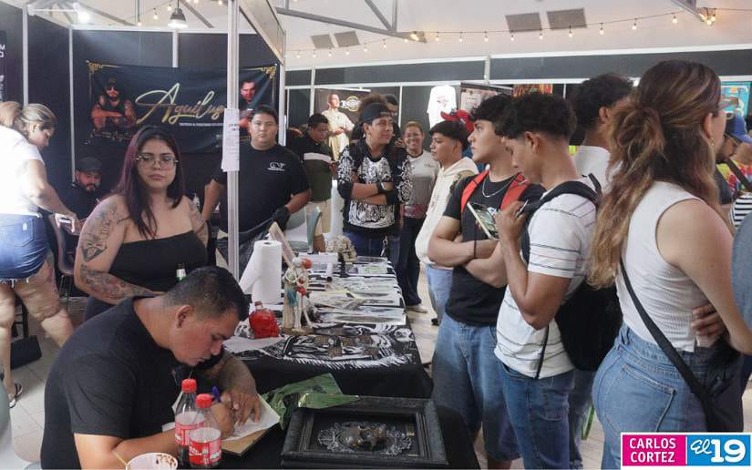 EXPO-TATTOO--(5)