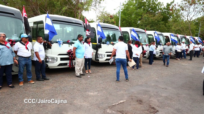 MICROBUSES17