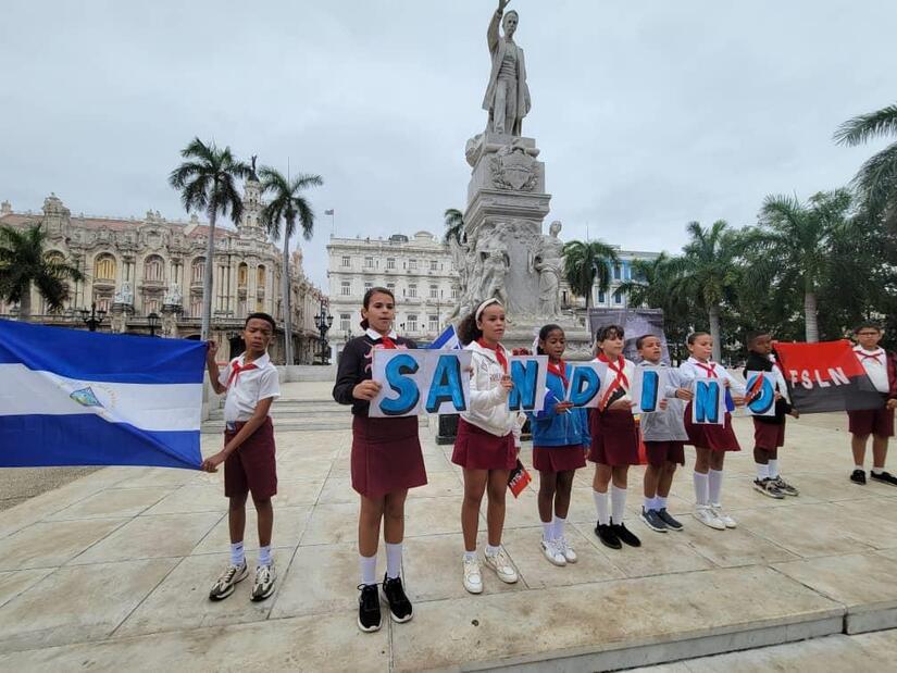 CUBA-(16)