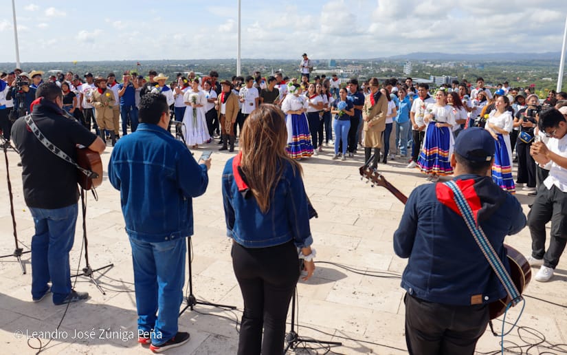 JUVENTUD-(24)