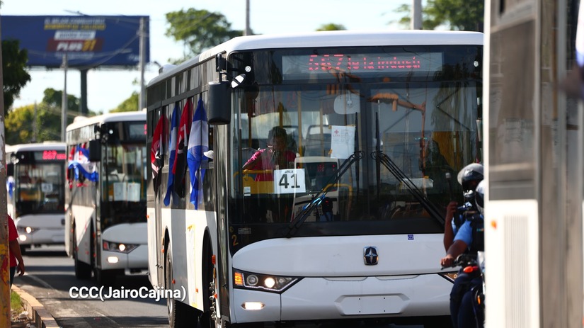 Autobuses-Yutong-5