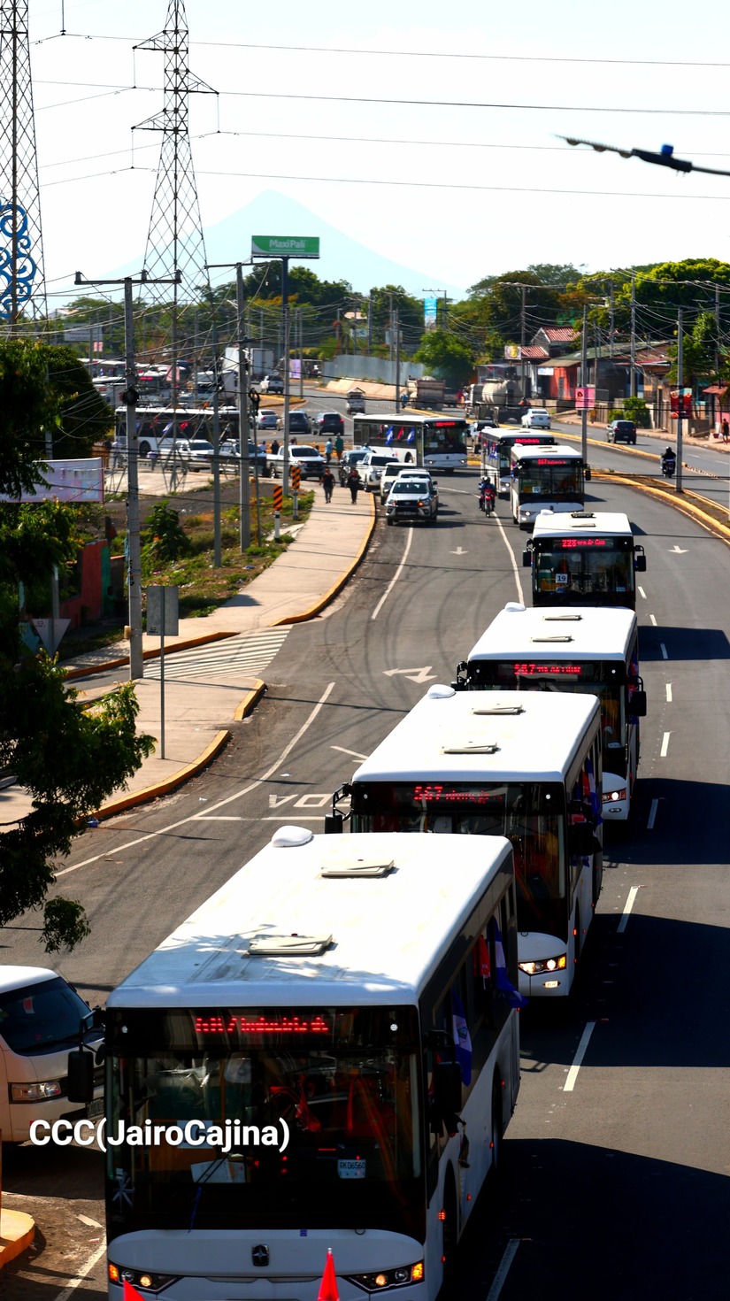 Autobuses-Yutong-6
