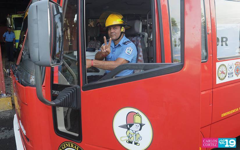 Bomberos--3
