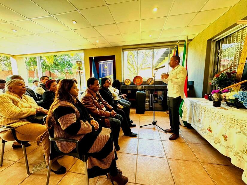 SUDAFRICA-(4)