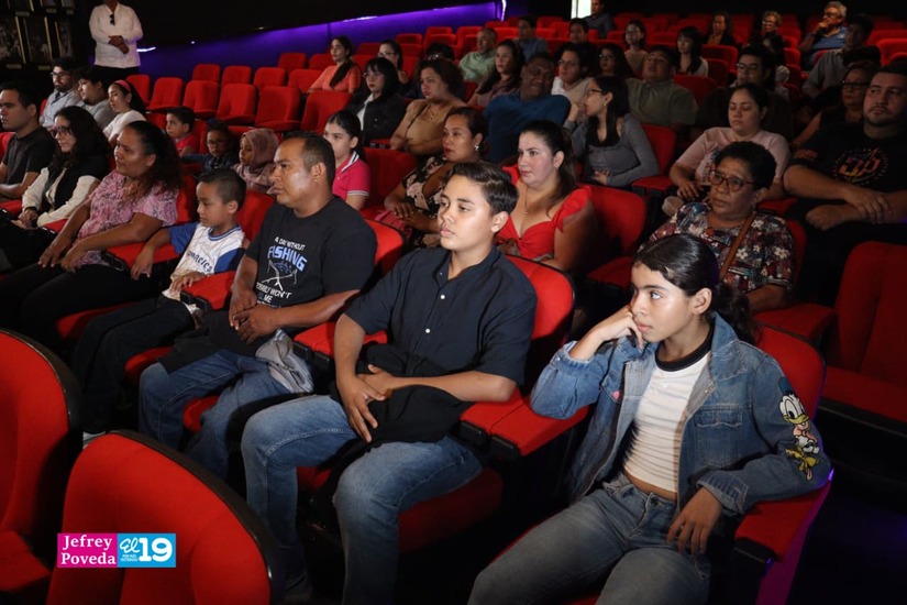 CINE-(1)