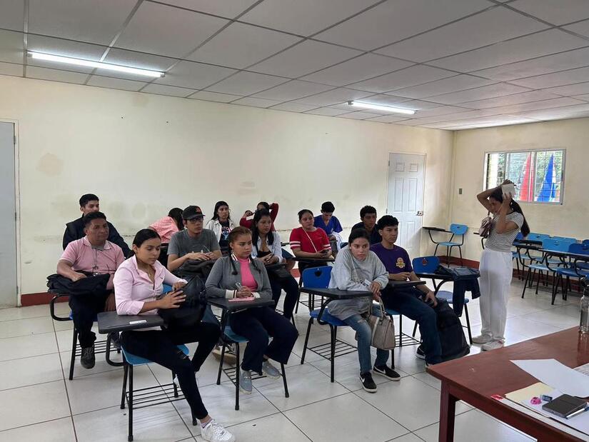 becas-40