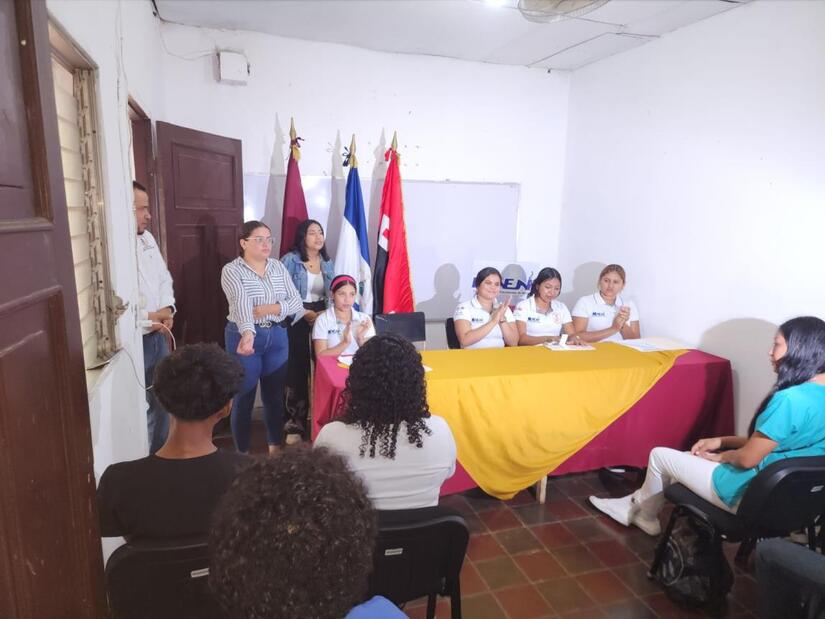 becas-8