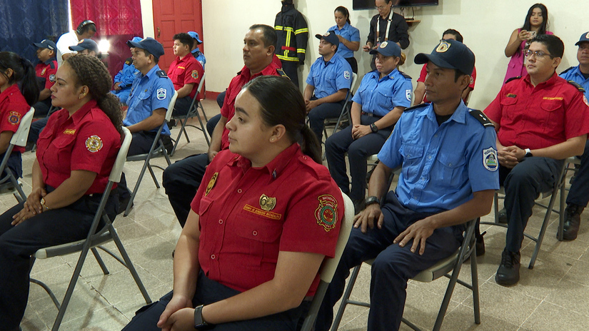 BOMBEROS-1
