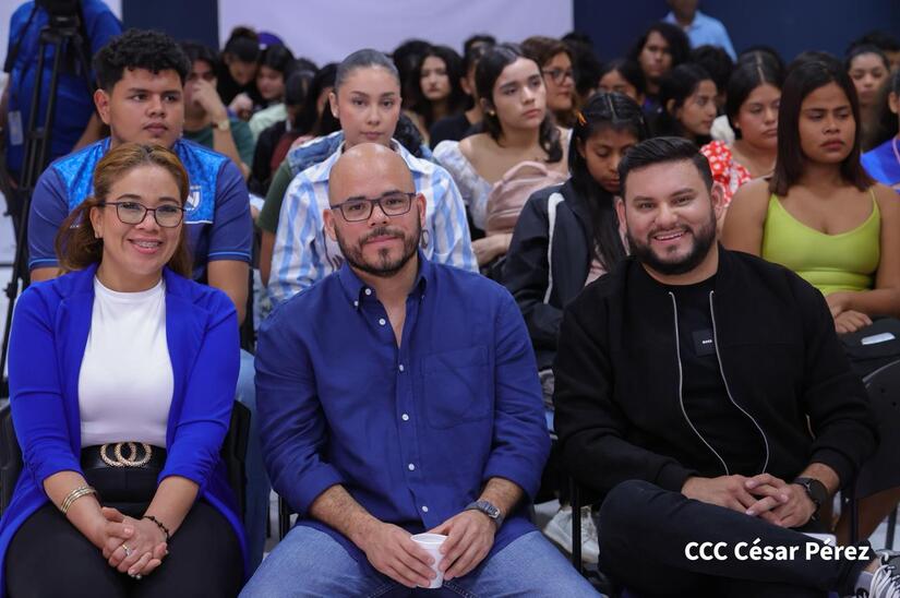 COMUNICADORES11