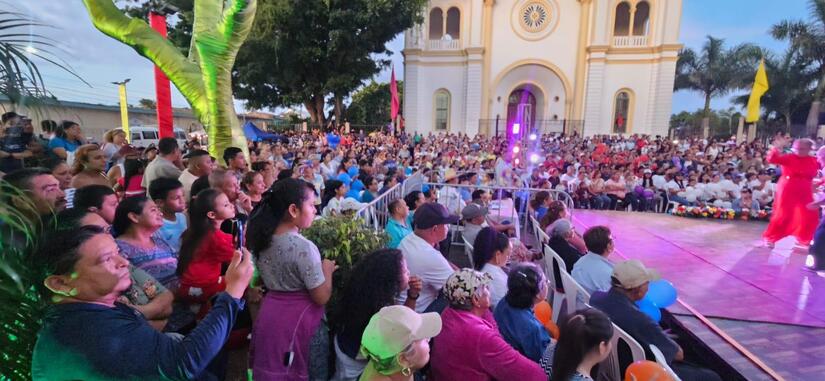 FESTIVAL-(4)
