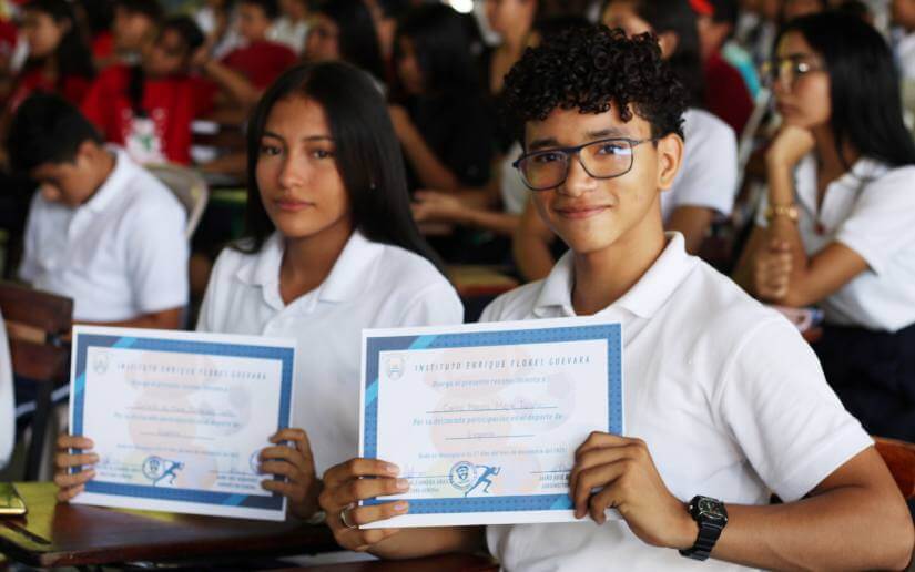 ESTUDIANTES5