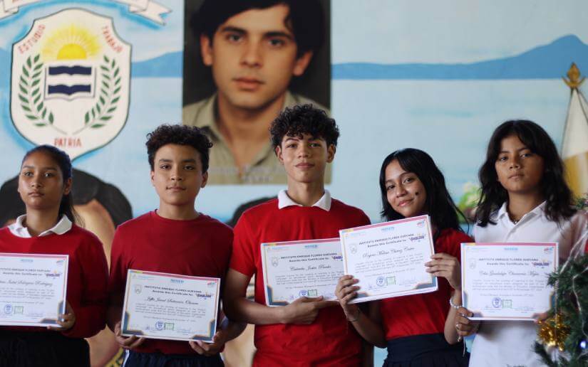 ESTUDIANTES7
