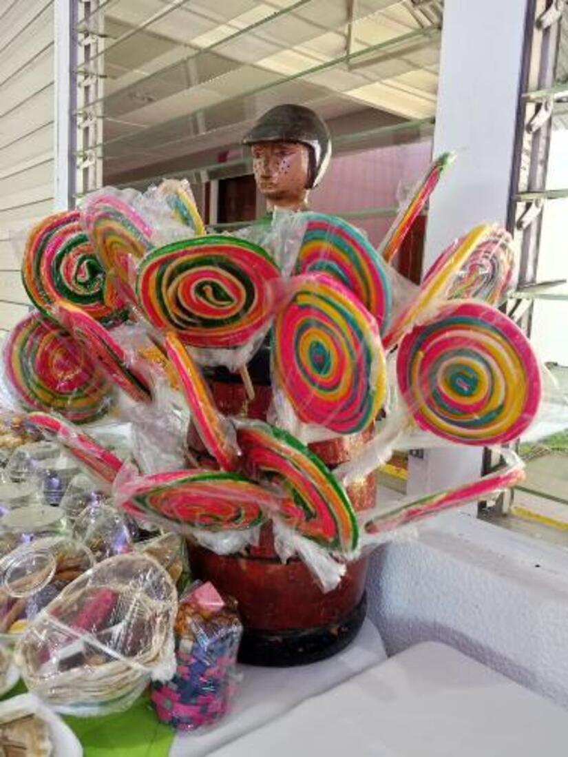 DULCES12