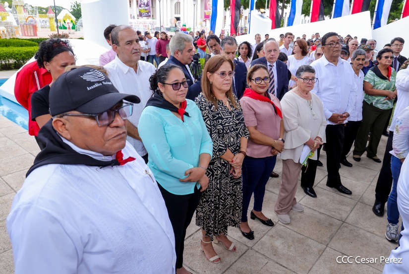 Cmdte-Fidel-Castro-15