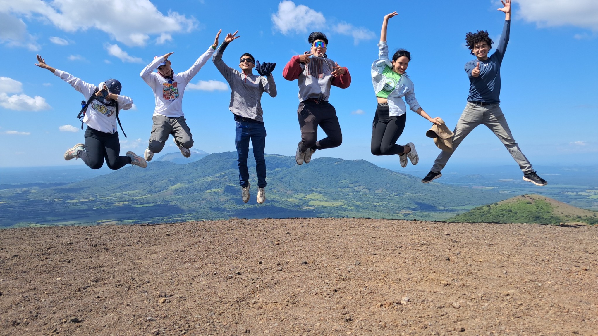 VOLCAN8