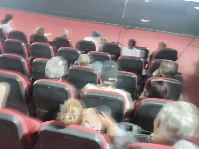 CINE-(5)