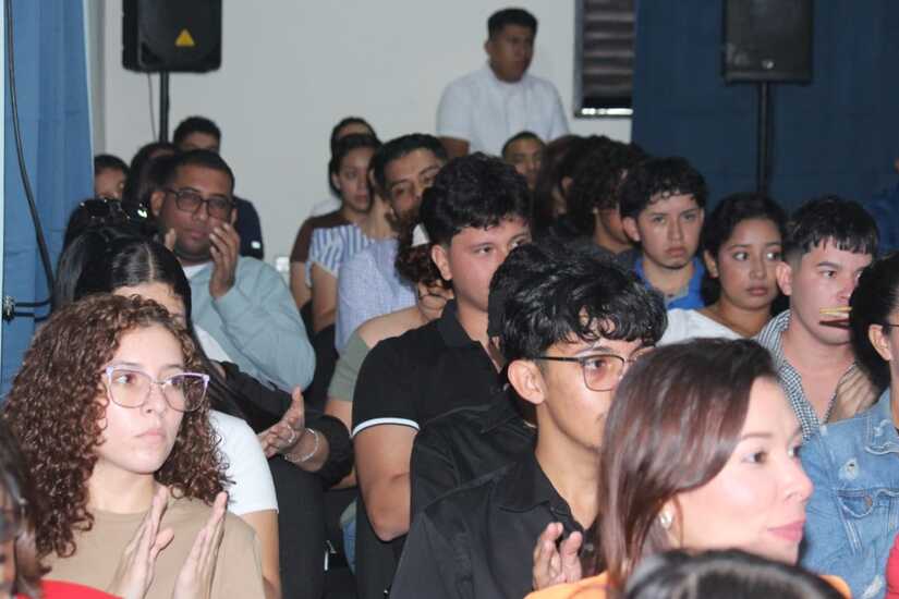 ESTUDIANTES-(7)