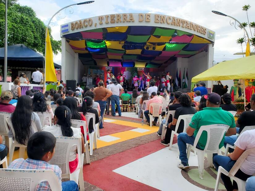 HUIPIL-(1)