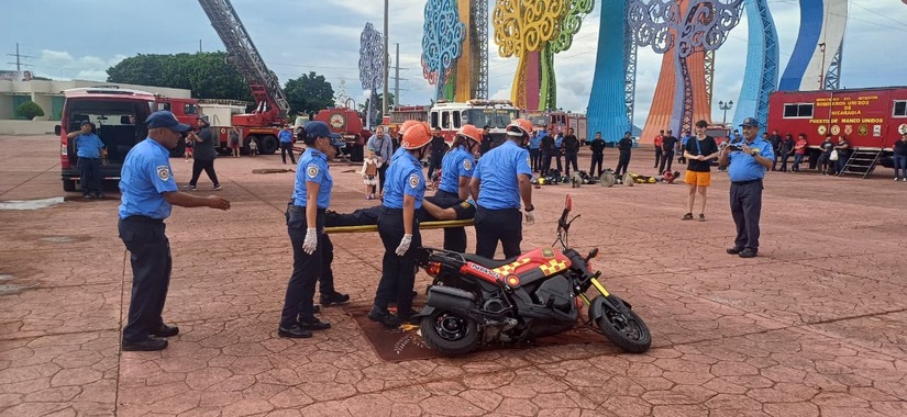 Bomberos--(6)