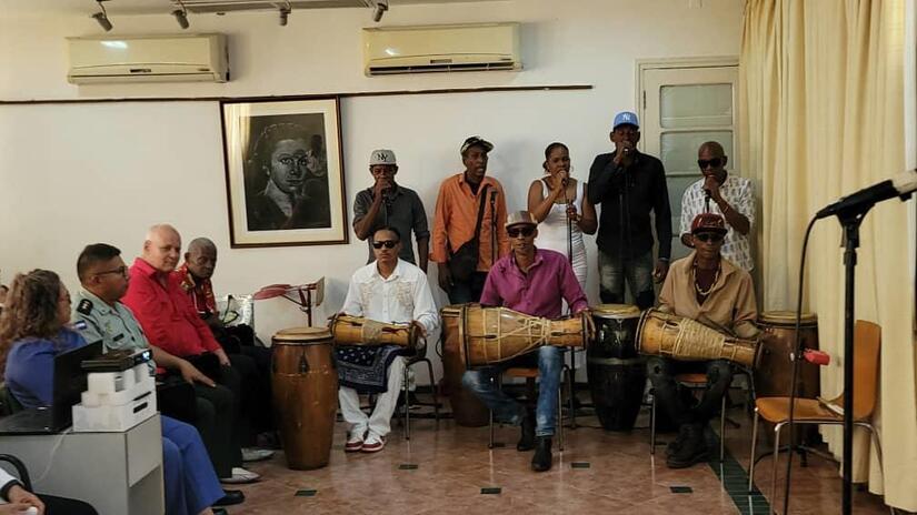 VOCES9