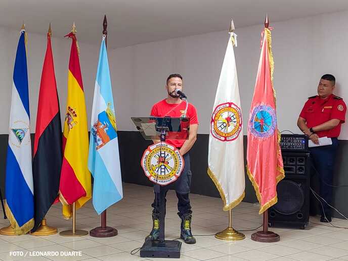 BOMBEROS6
