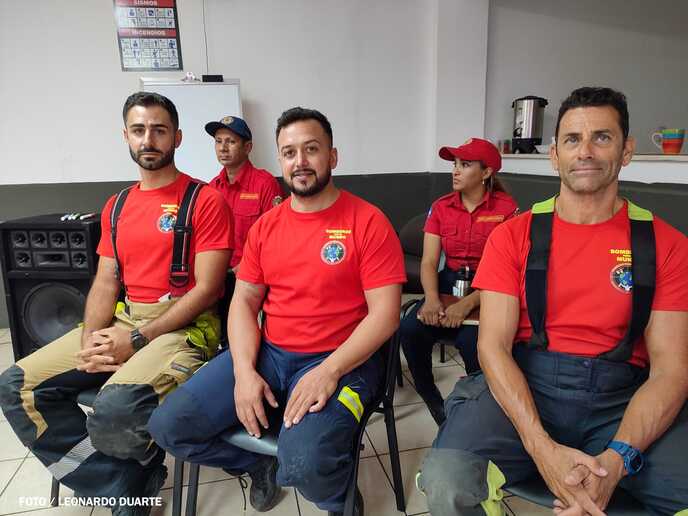 BOMBEROS9