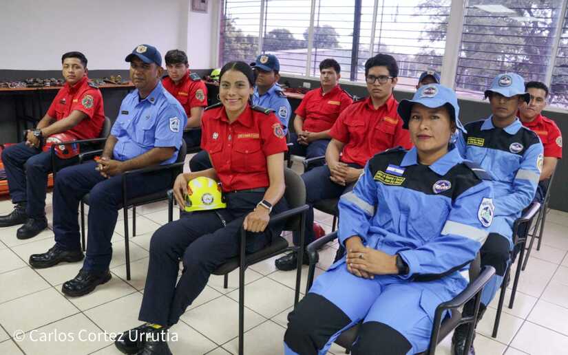 BOMBEROS-3