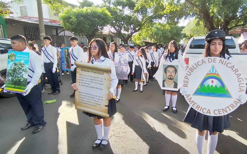 DESFILE-(7)