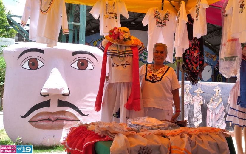 HUIPIL-(2)