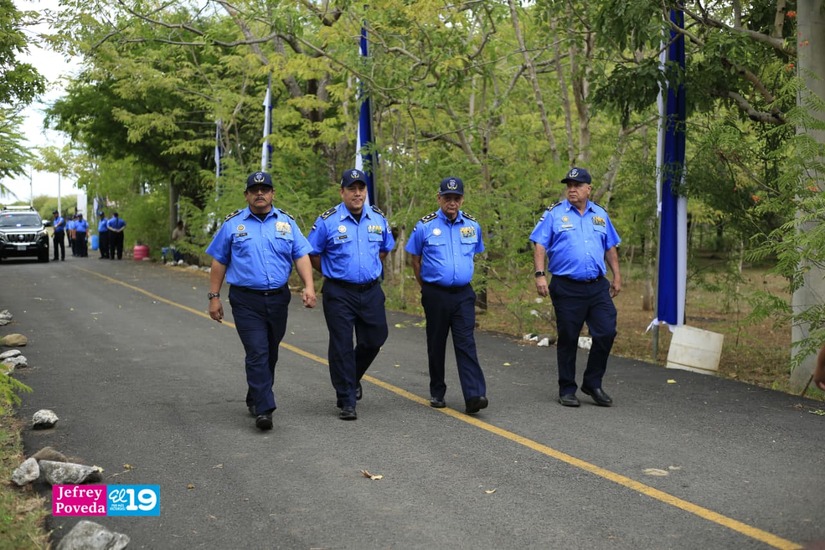 POLICIA-(21)
