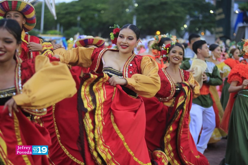 Huipil--(18)