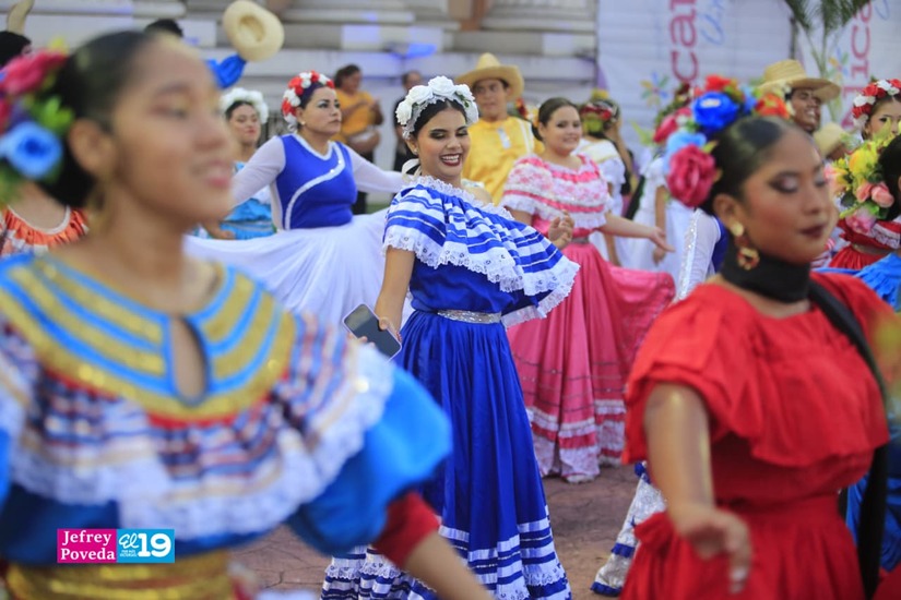 Huipil--(57)