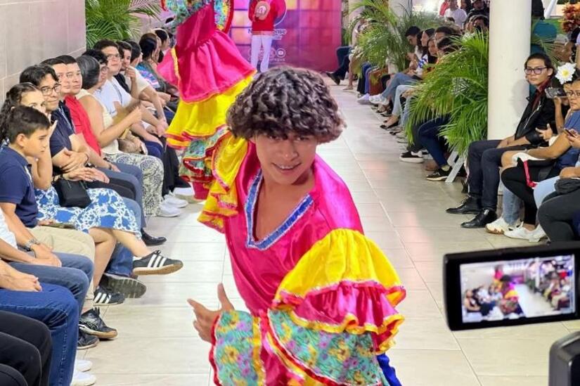 Pasarela-Huipil-14