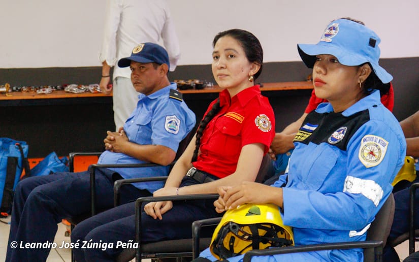 BOMBEROS1