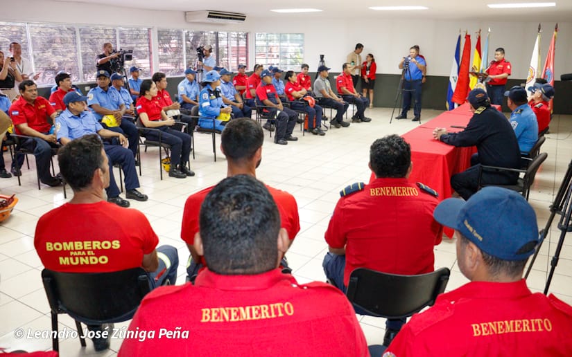 BOMBEROS18