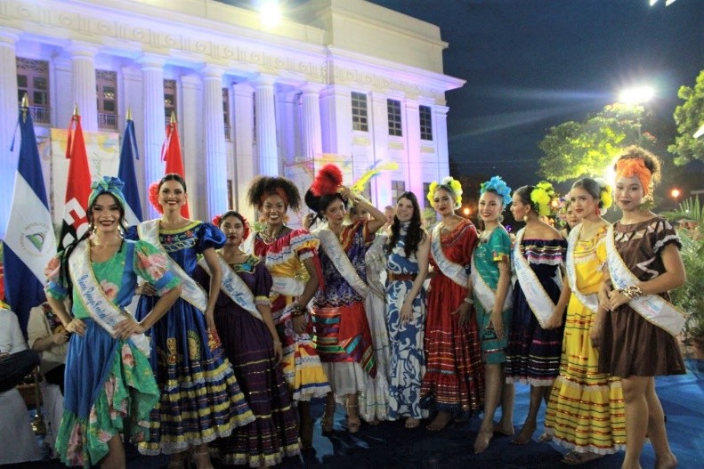 HUIPIL15