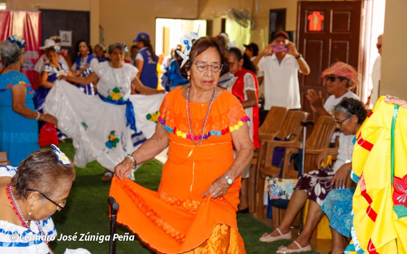 Adultos-Mayores-22