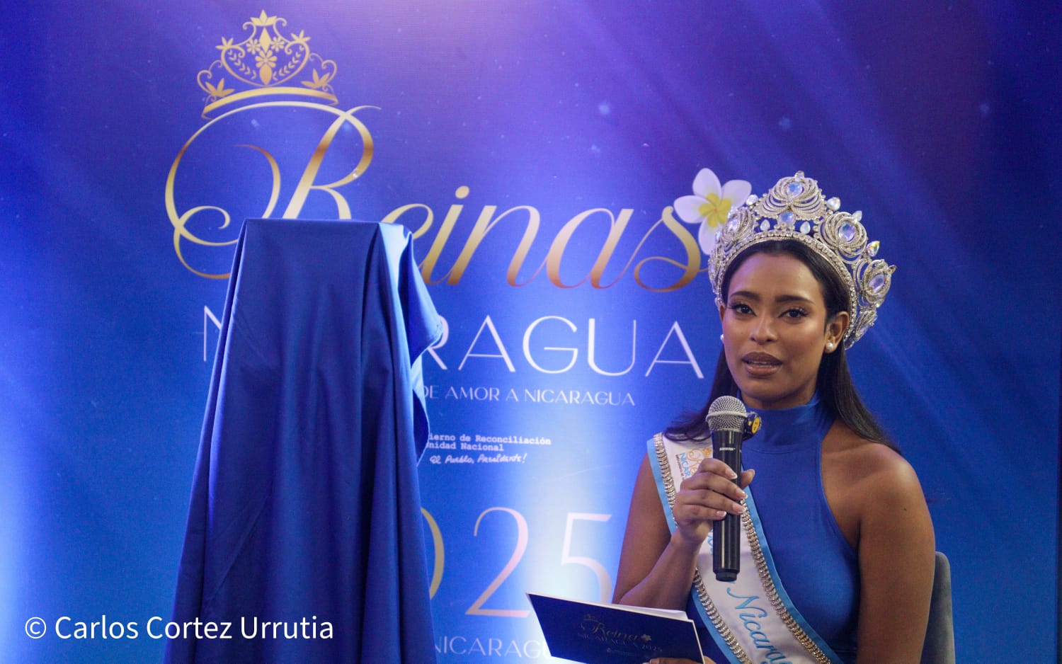 REINAS7