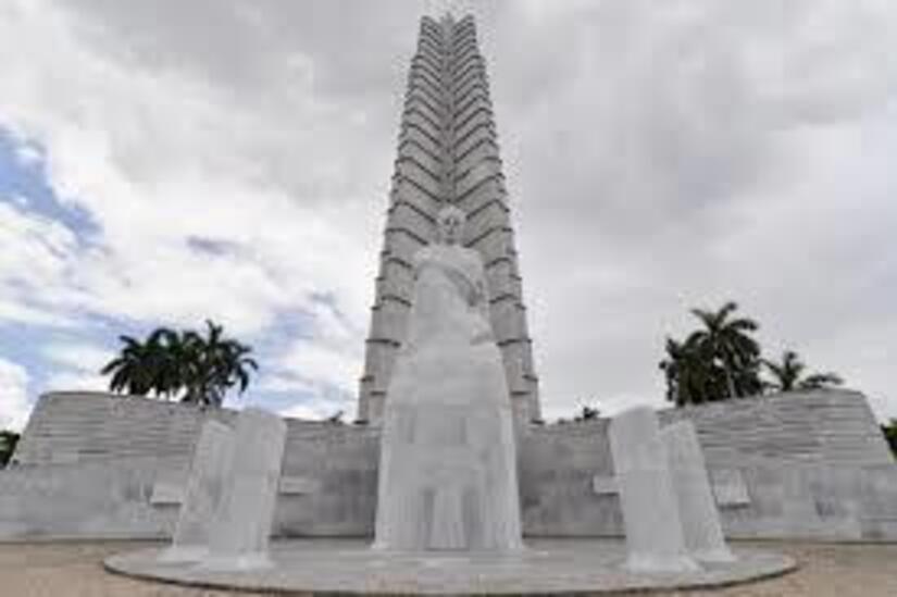 CUBA-(21)