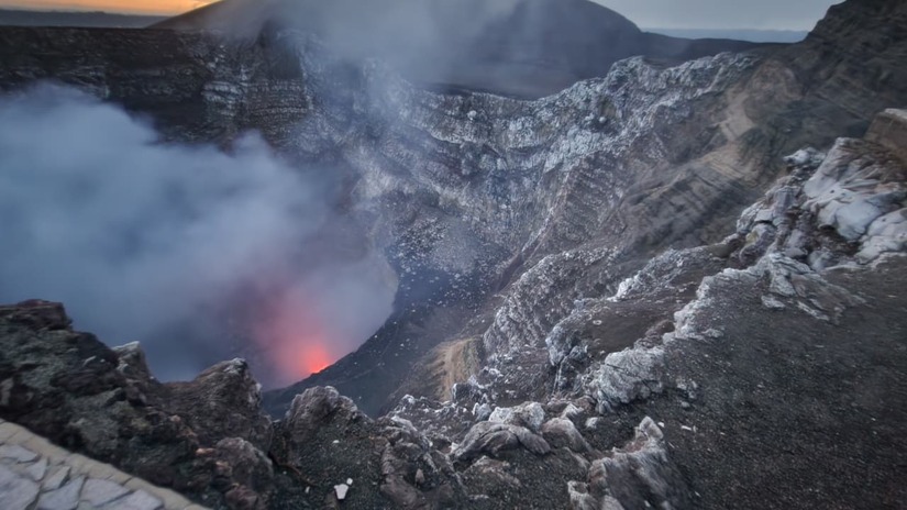VOLCAN-(6)