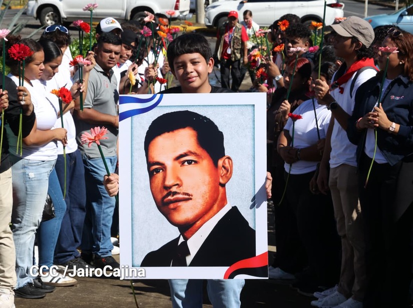 JUVENTUD-(18)