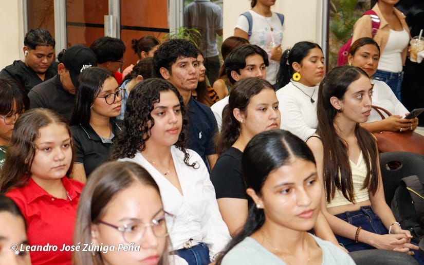 CHARLA8