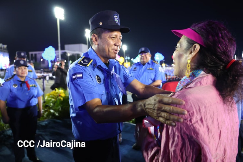 Aniversario-Policia-Nacional-17