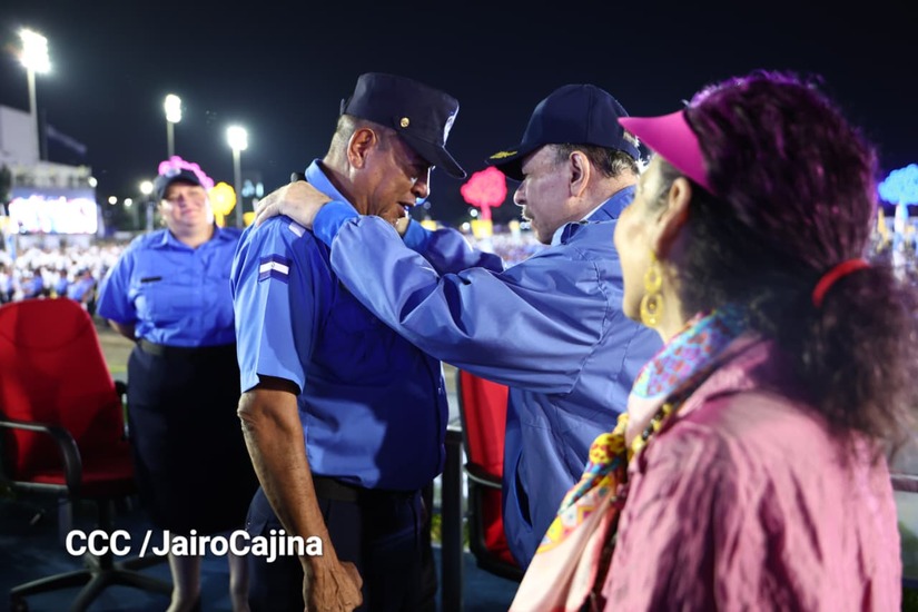Aniversario-Policia-Nacional-19