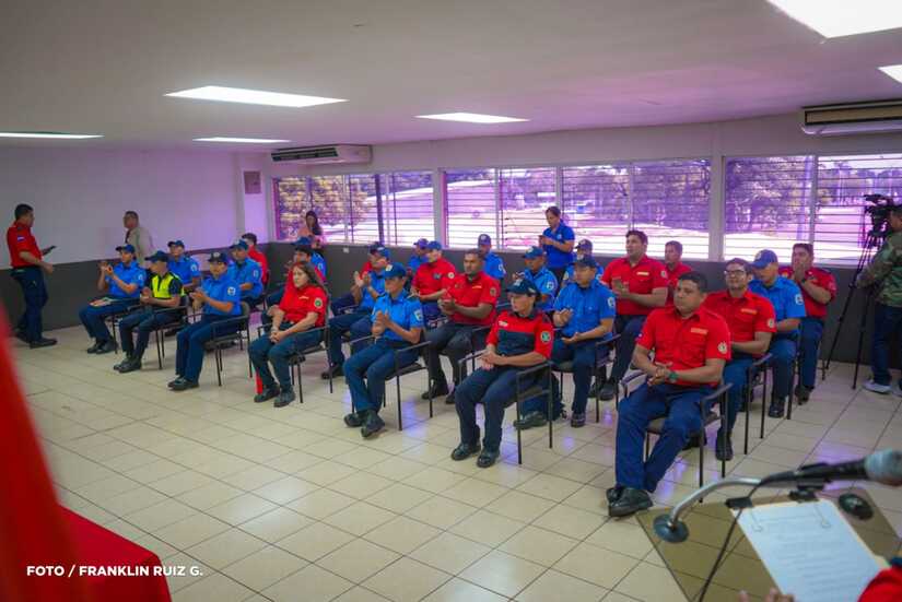 Bomberos-Unidos-4