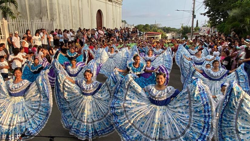HUIPIL1