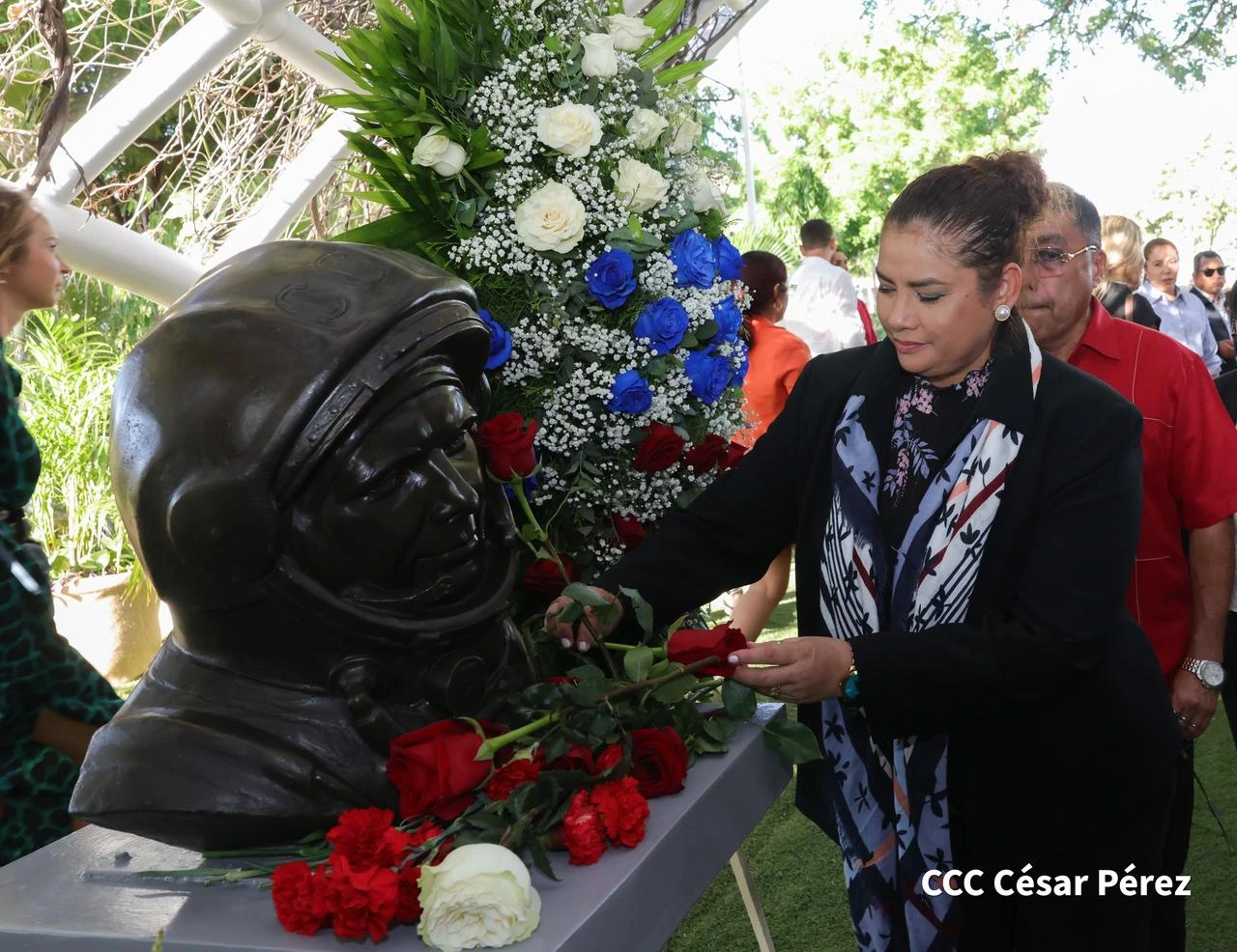 GAGARIN-(1)