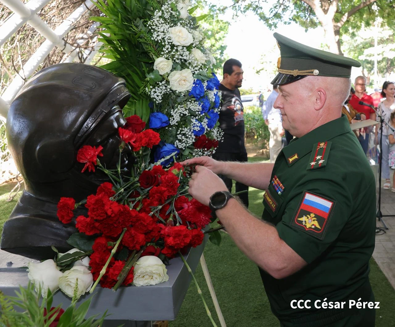 GAGARIN-(19)