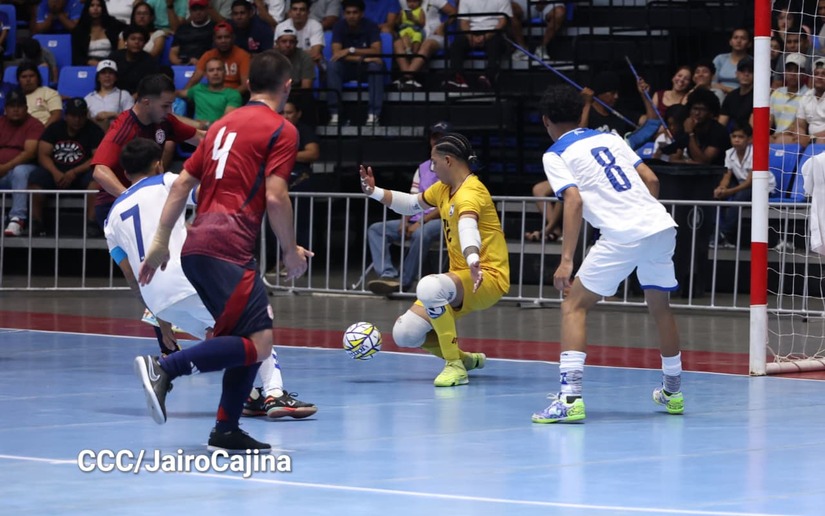 Futsal--(4)