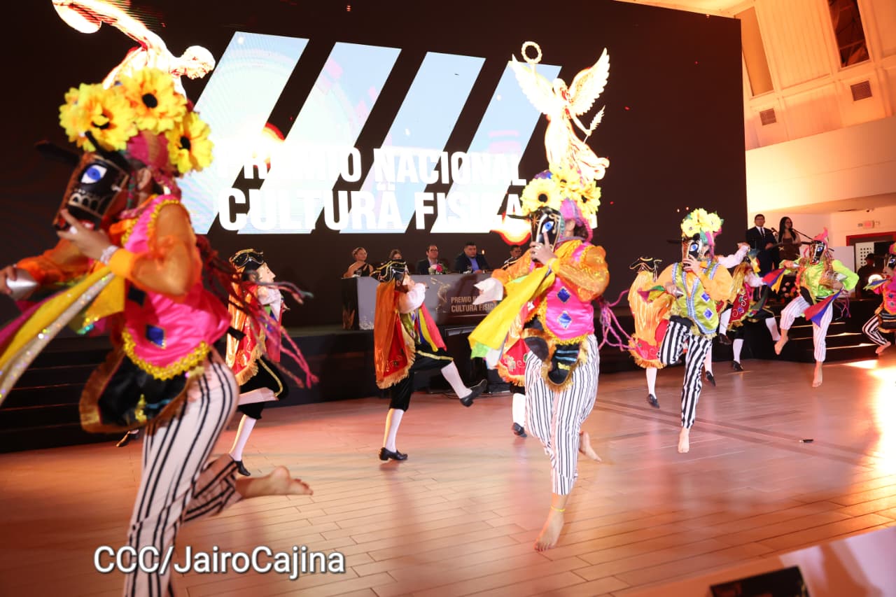 Premios-64